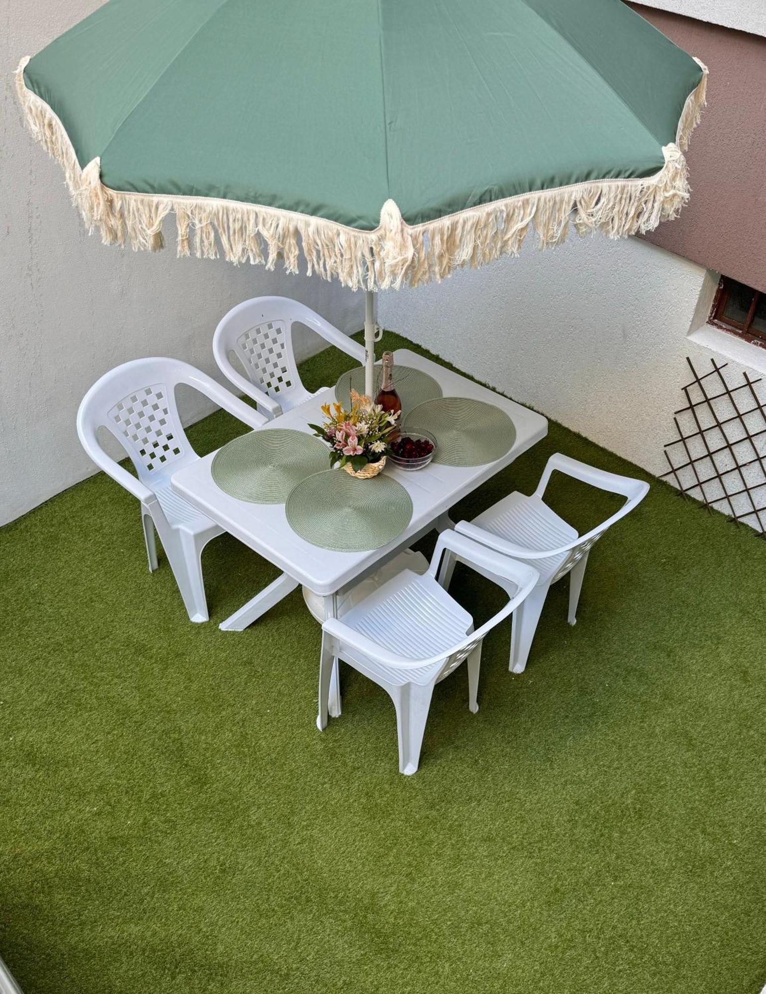Goldy Central Beach Apartment With Private Garden Burgas Luaran gambar
