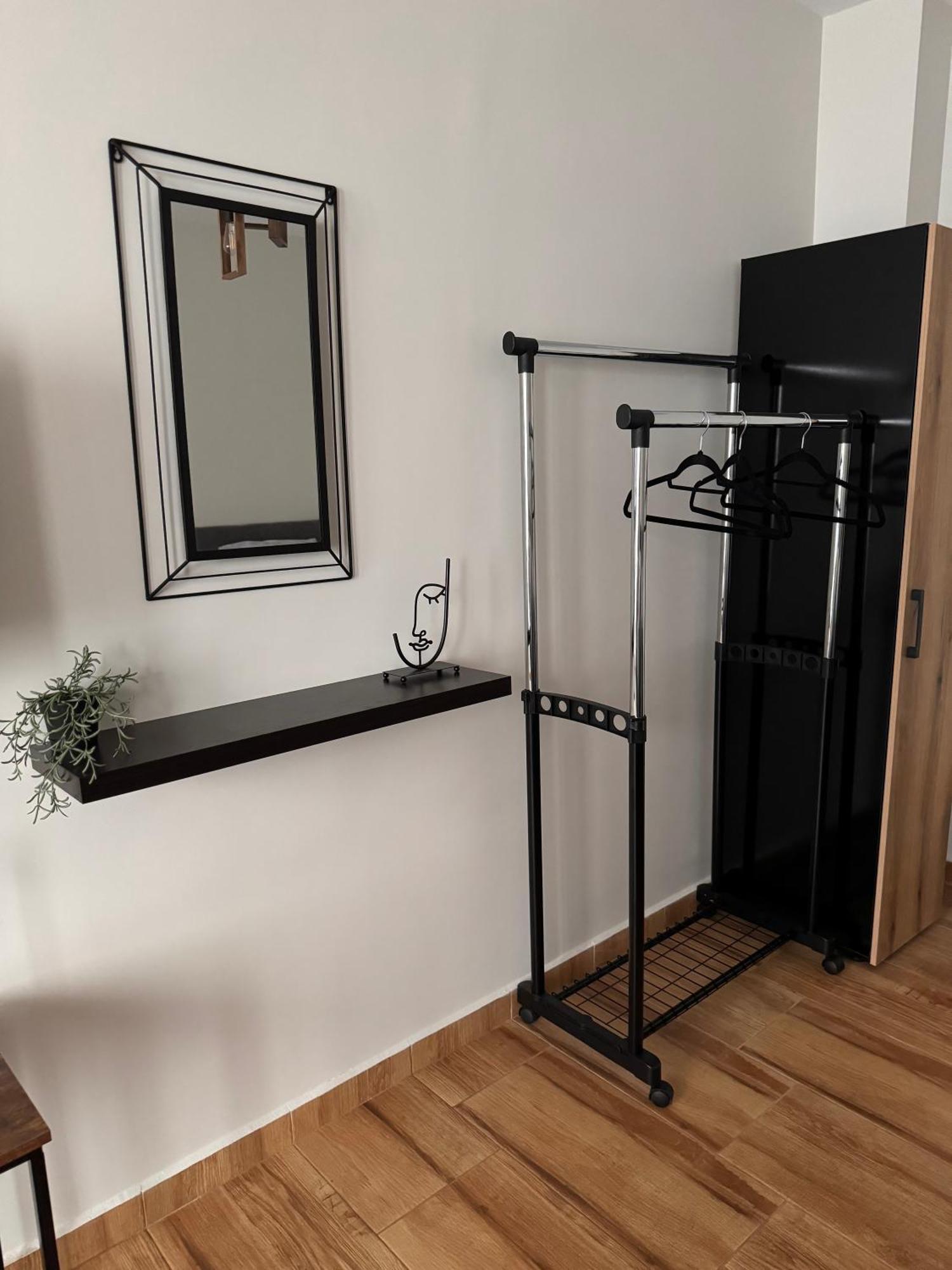 Goldy Central Beach Apartment With Private Garden Burgas Luaran gambar
